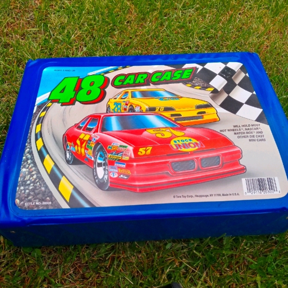 Vintage toy car holder